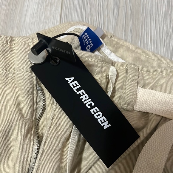 BRAND NEW cargos - Picture 3 of 3